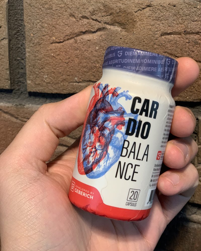 CardioBalance – Kapseldose mit Herzmotiv