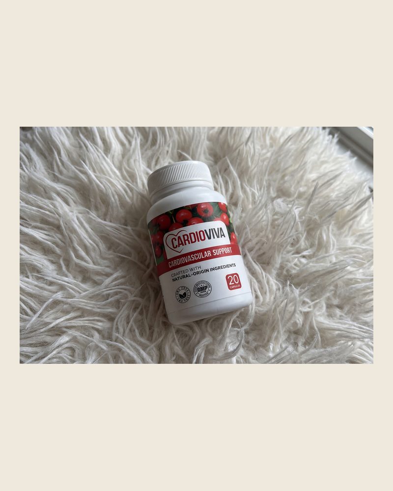 CardioViva – weiße Kapseldose mit Weißdornmotiv