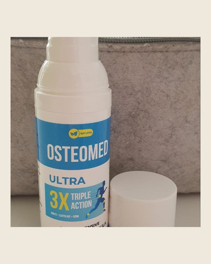 Osteomed – weiße Airless-Pumpflasche mit Faltschachtel